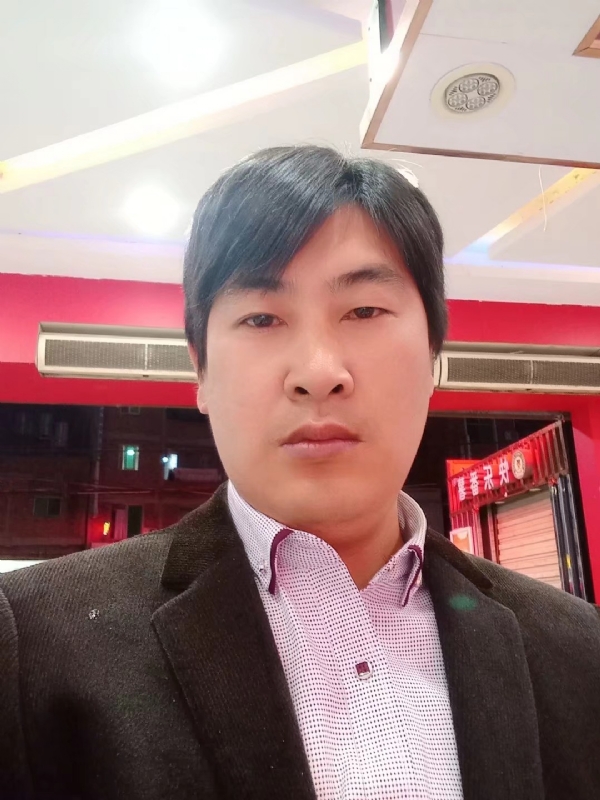 奔跑的第二张照片--永安征婚网