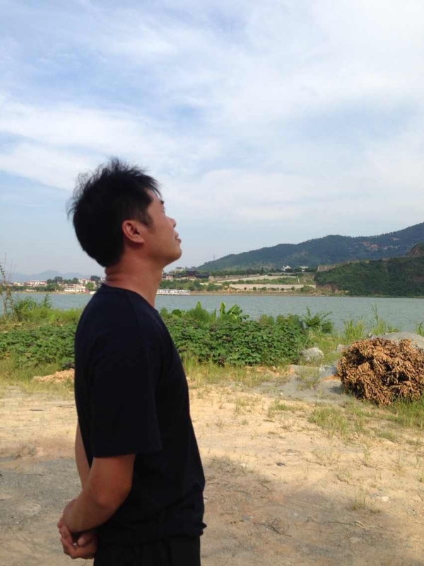 雾里看花的第一张照片--永安征婚网