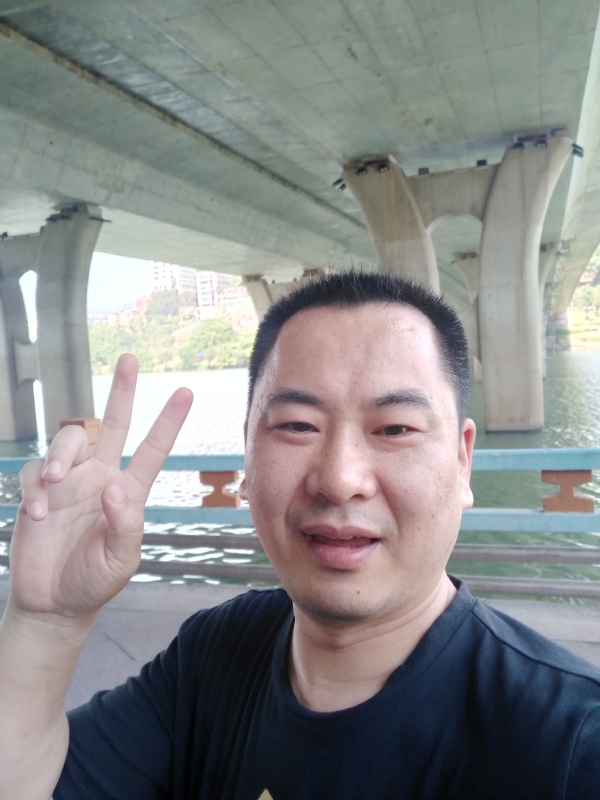 上人的第一张照片--永安征婚网