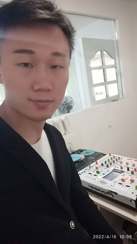 林锋的第三张照片--永安征婚网