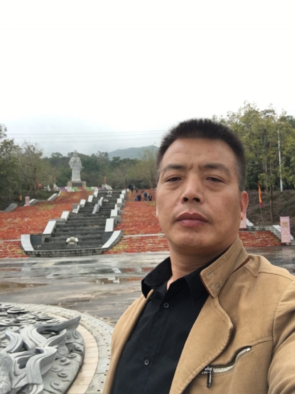 开心的松鼠的第一张照片--永安征婚网
