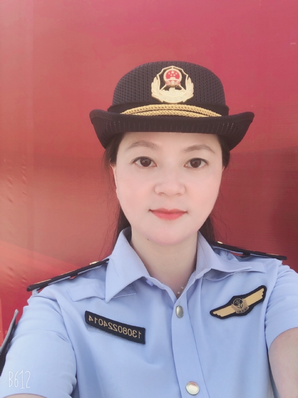 明明的第一张照片--永安征婚网