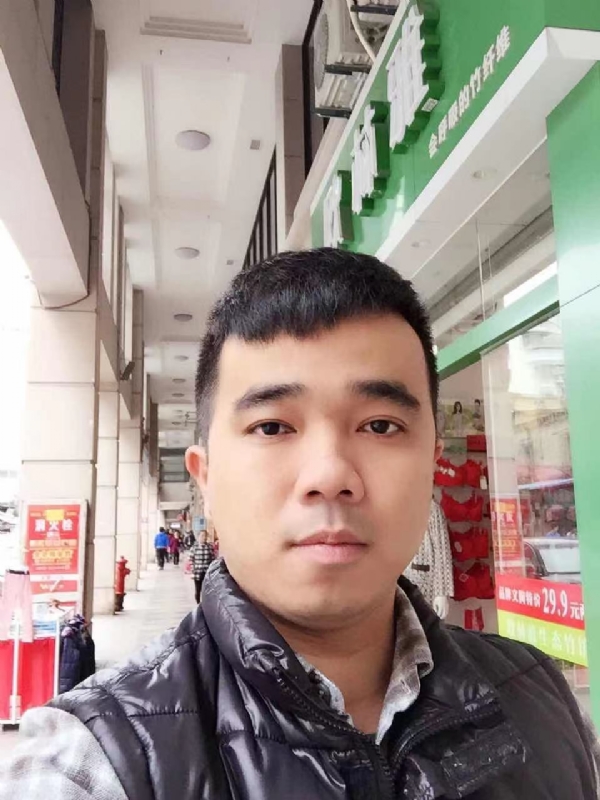 小小怪兽的第一张照片--永安征婚网