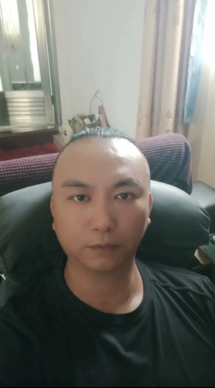 施逸森的第一张照片--永安征婚网