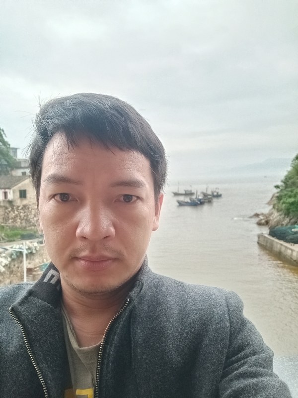 啊亮的第一张照片--永安征婚网