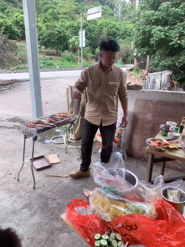 你黑我哟的第一张照片--永安征婚网