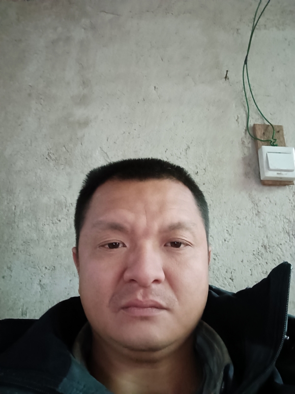 兰成龙的第三张照片--永安征婚网