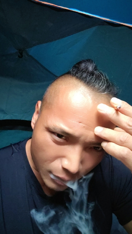 伯爵的第四张照片--永安征婚网