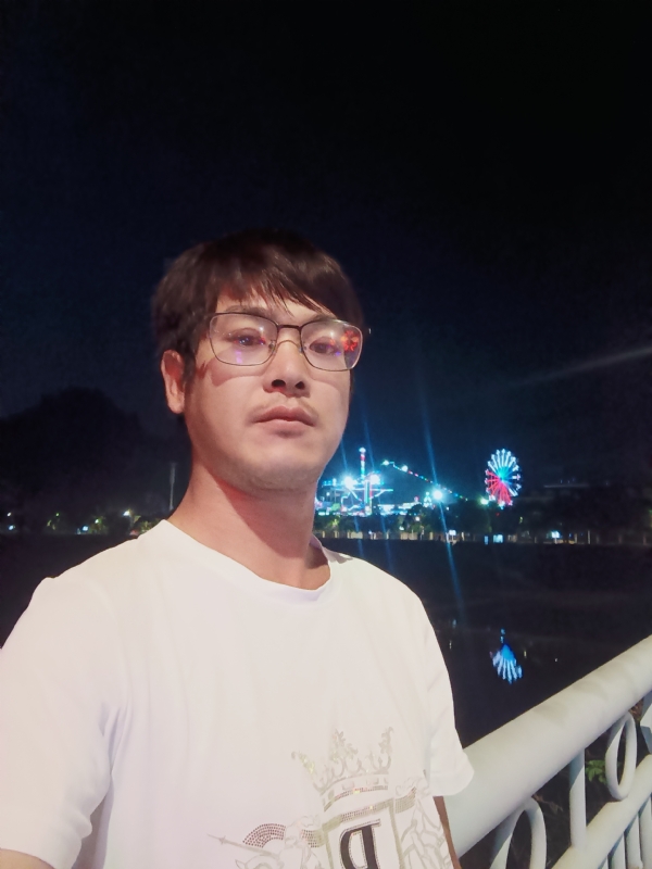 任豐的第一张照片--永安征婚网